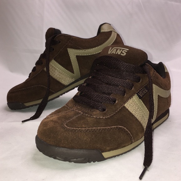 Vans Shoes - Vans Quincy Brown Suede/Leather Size 6.5